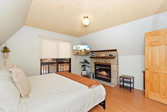 524 Catalina Road, Big Bear, CA 92315