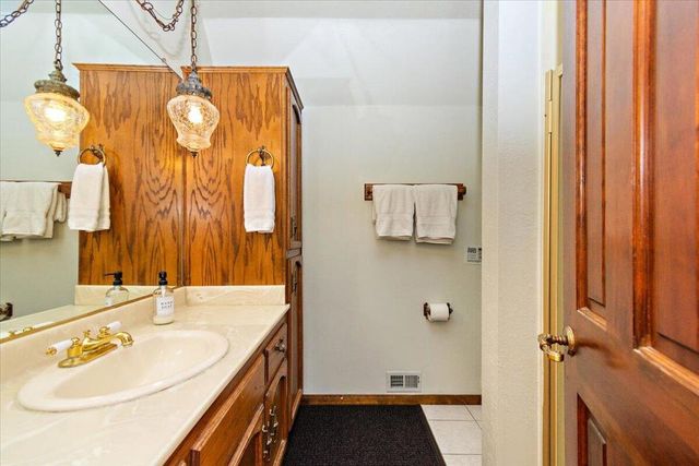 524 Catalina Road, Big Bear, CA 92315