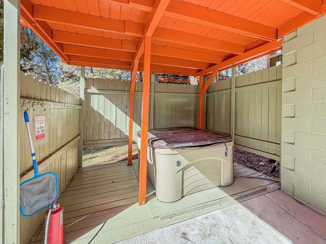 524 Catalina Road, Big Bear, CA 92315