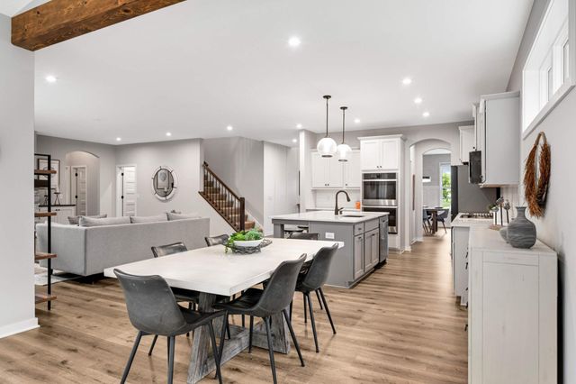 6655 Bracken Drive, Excelsior, MN 55331