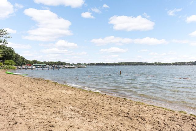 6655 Bracken Drive, Excelsior, MN 55331