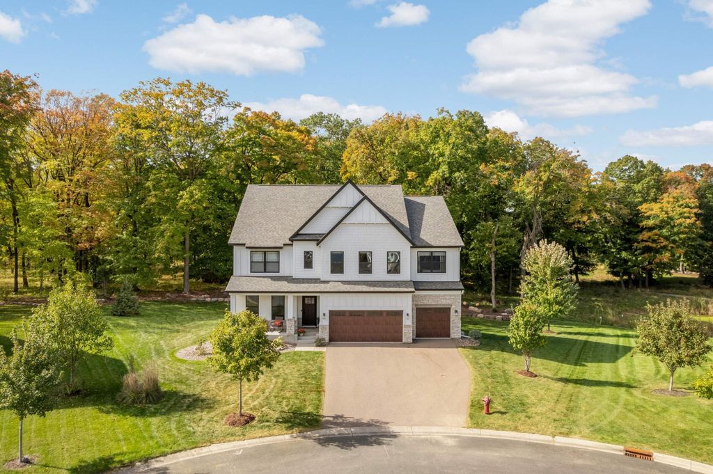 6655 Bracken Drive, Excelsior, MN 55331