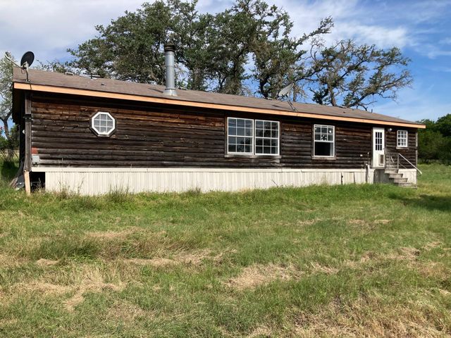 1050 Harmon Hills RD, Dripping Springs, TX 78620