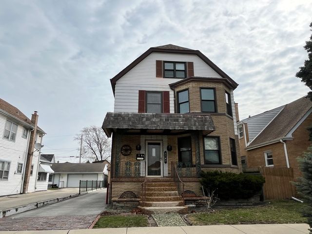 3707 N Nora Avenue 2, Chicago, IL 60634