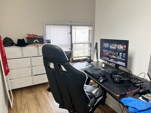 3707 N Nora Avenue 2, Chicago, IL 60634