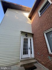 42 BRIAN CT #150, Gaithersburg, MD 20877