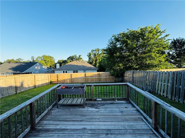 10 Holly Drive B, Bentonville, AR 72712