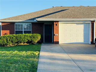 10 Holly Drive B, Bentonville, AR 72712