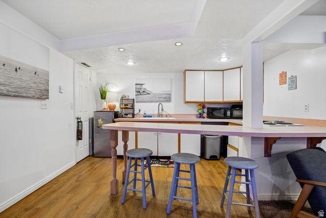2112 N SUNSET DR, Layton, UT 84040