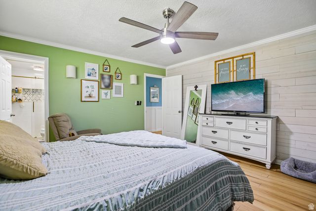 2112 N SUNSET DR, Layton, UT 84040