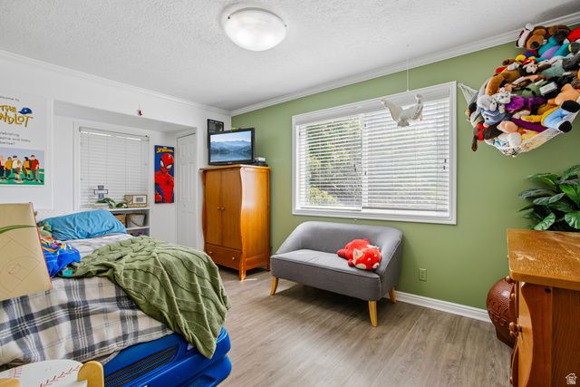 2112 N SUNSET DR, Layton, UT 84040