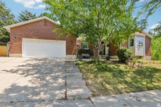 2112 N SUNSET DR, Layton, UT 84040