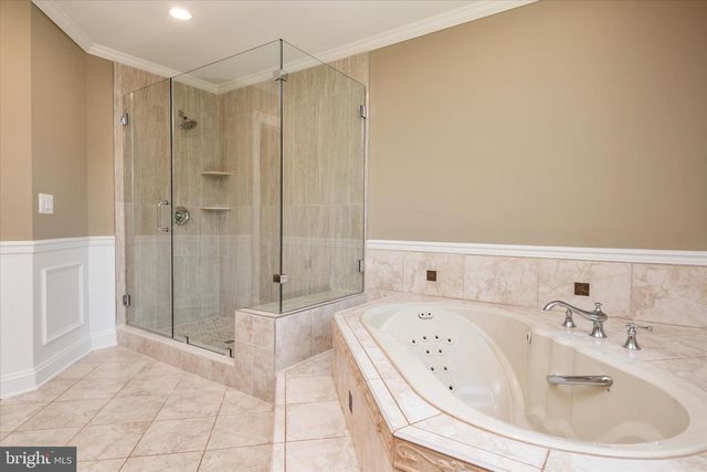 401 BEACH DR, Edgewater, MD 21037