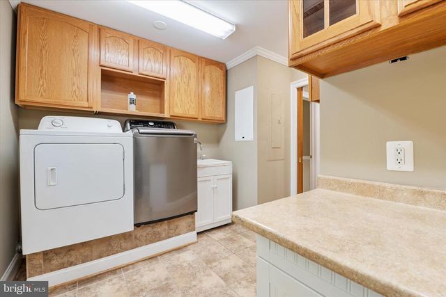 401 BEACH DR, Edgewater, MD 21037