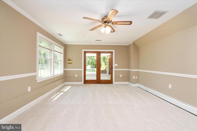 401 BEACH DR, Edgewater, MD 21037