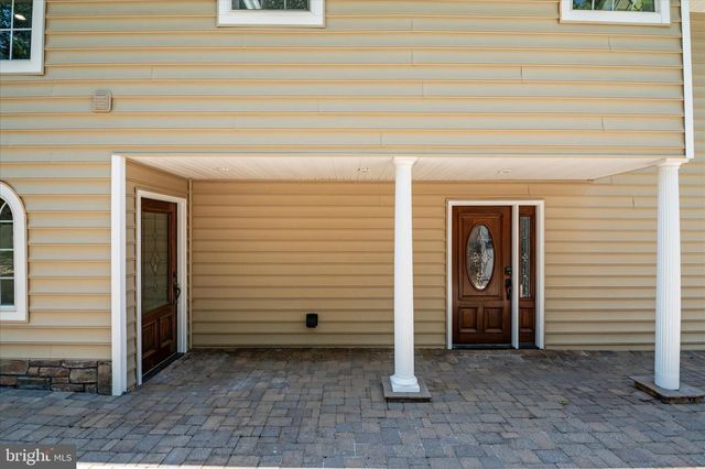401 BEACH DR, Edgewater, MD 21037