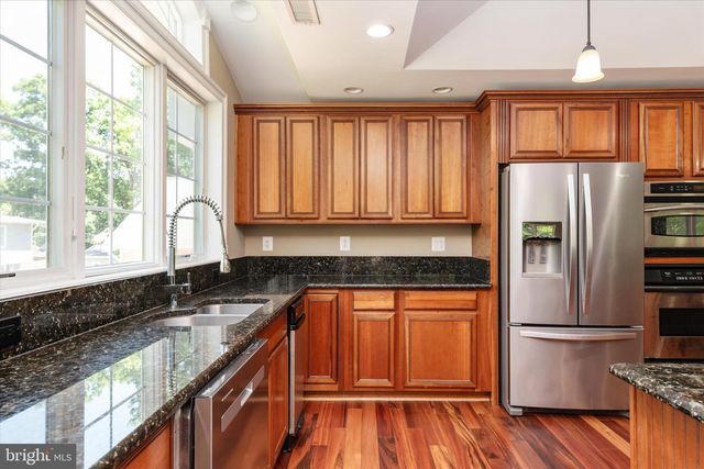 401 BEACH DR, Edgewater, MD 21037