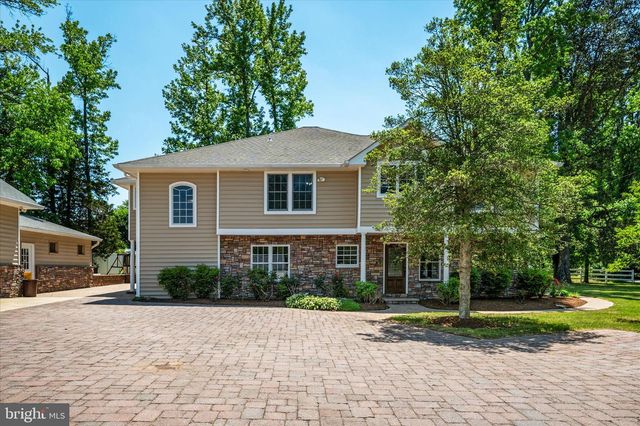 401 BEACH DR, Edgewater, MD 21037