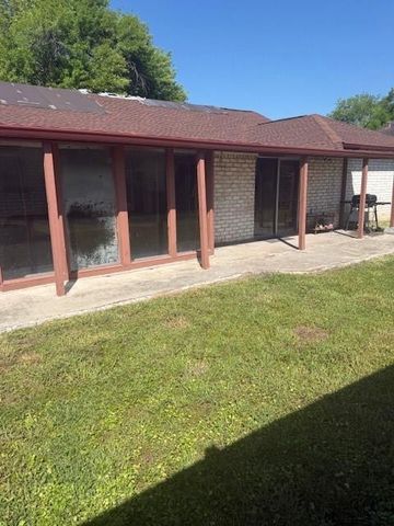 12807 Crow Valley Lane, Houston, TX 77099