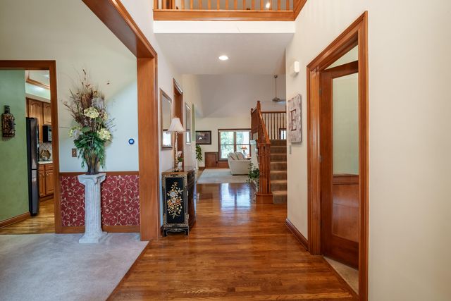 5169 Royal County Down, Westerville, OH 43082