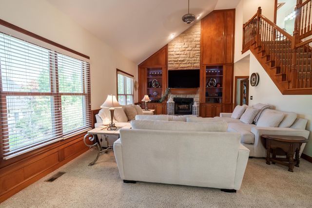 5169 Royal County Down, Westerville, OH 43082