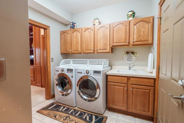 5169 Royal County Down, Westerville, OH 43082