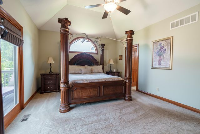 5169 Royal County Down, Westerville, OH 43082