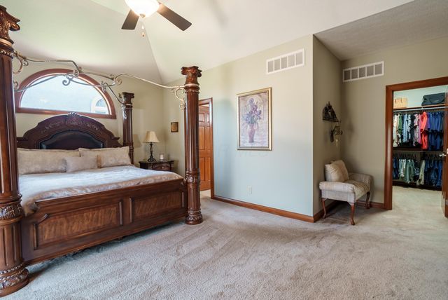 5169 Royal County Down, Westerville, OH 43082
