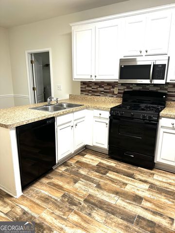12264 Crestwood Court, Fayetteville, GA 30215