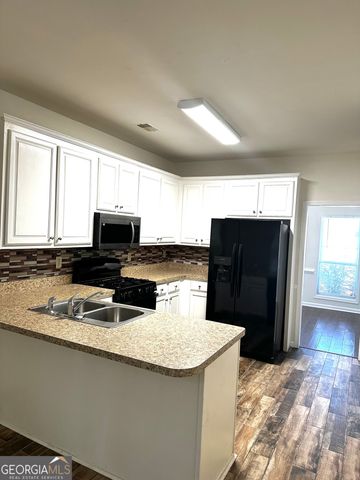 12264 Crestwood Court, Fayetteville, GA 30215