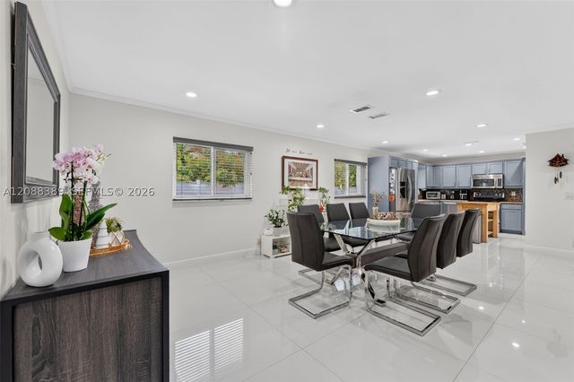 9341 SW 16th Rd W, Boca Raton, FL 33428