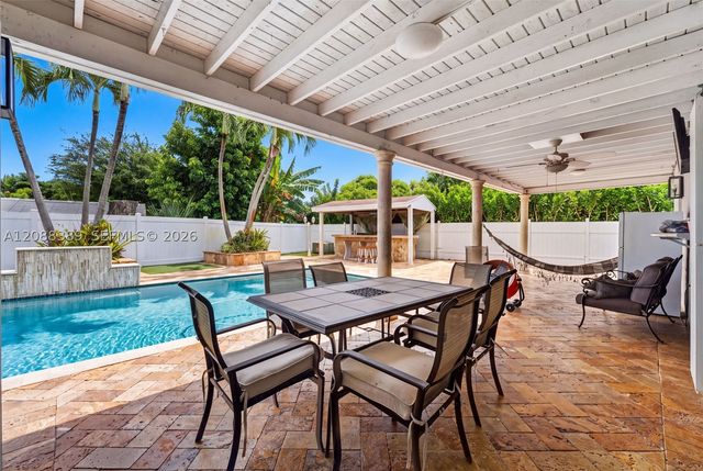 9341 SW 16th Rd W, Boca Raton, FL 33428