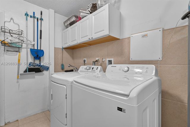 9341 SW 16th Rd W, Boca Raton, FL 33428