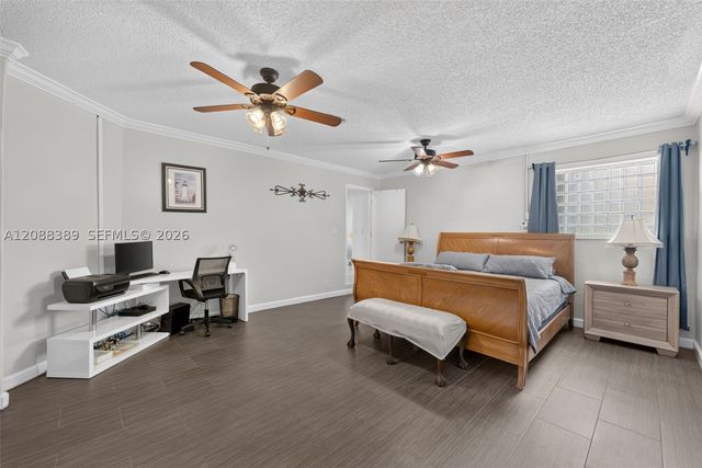9341 SW 16th Rd W, Boca Raton, FL 33428