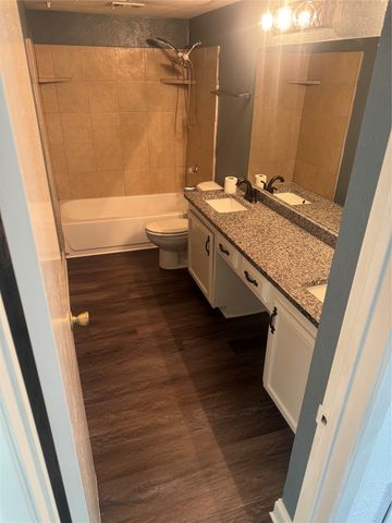 4404 Chapman Street, The Colony, TX 75056