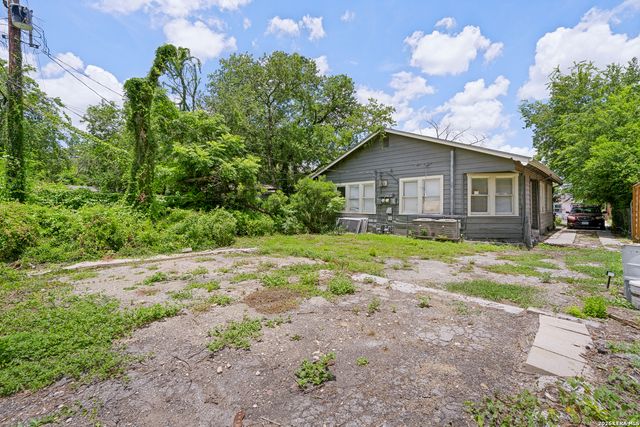630 Bailey, San Antonio, TX 78210