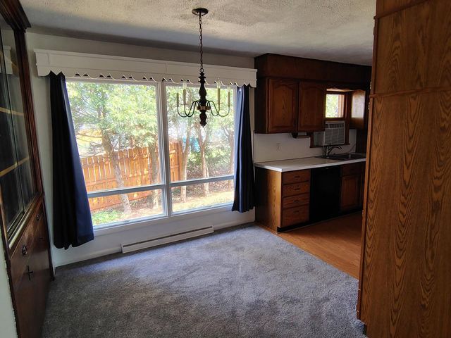 7690 DANIEL DR, Harrisburg, PA 17112