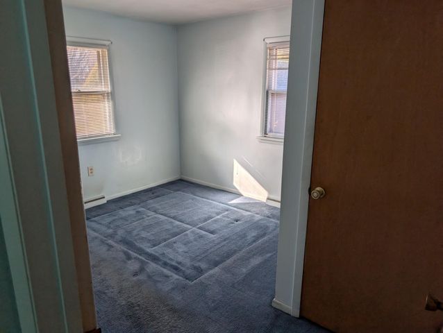 7690 DANIEL DR, Harrisburg, PA 17112