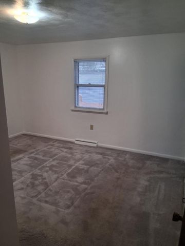 7690 DANIEL DR, Harrisburg, PA 17112