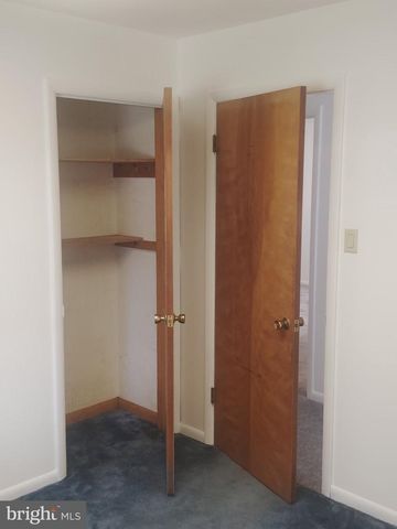 7690 DANIEL DR, Harrisburg, PA 17112