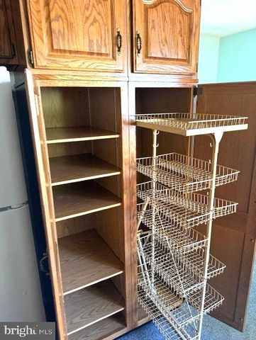 7690 DANIEL DR, Harrisburg, PA 17112