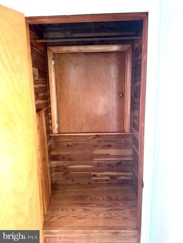 7690 DANIEL DR, Harrisburg, PA 17112