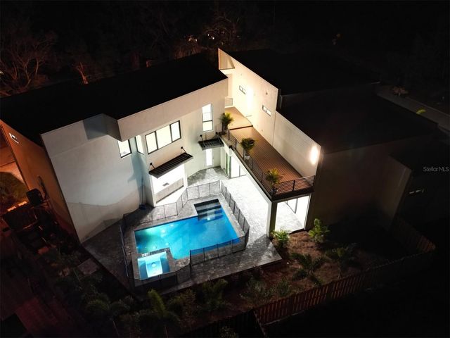 2110 MICHELE DRIVE, Sarasota, FL 34231