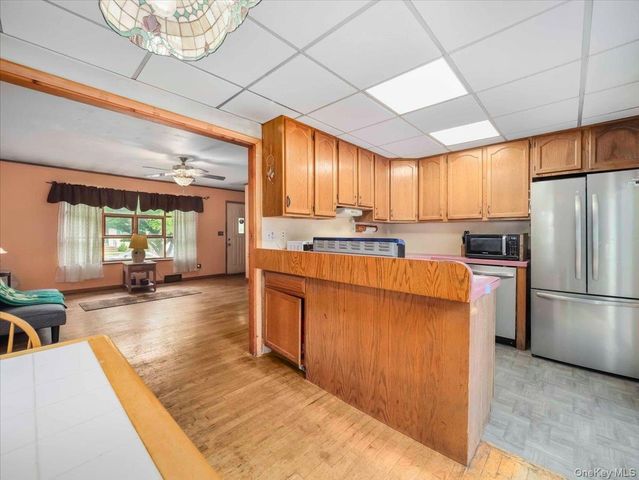 7 Hillaire Place, Nanuet, NY 10954