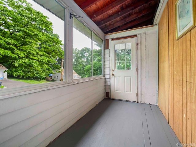 7 Hillaire Place, Nanuet, NY 10954