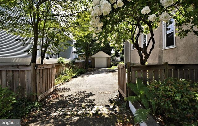 816 E SOUTHAMPTON AVE, Glenside, PA 19038