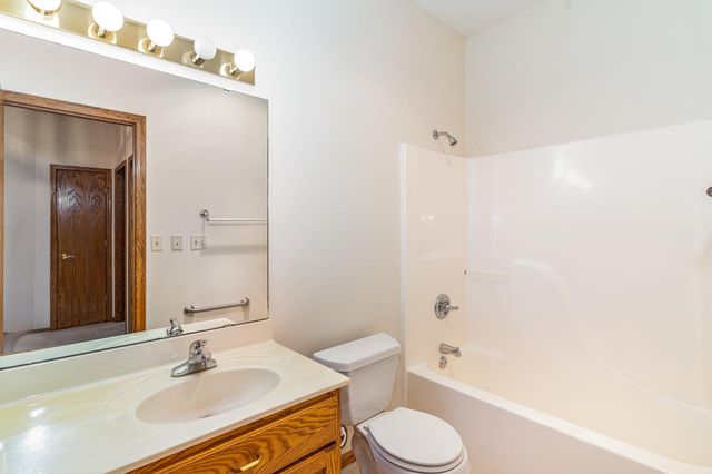 1837 Bohmbach Drive, Red Wing, MN 55066