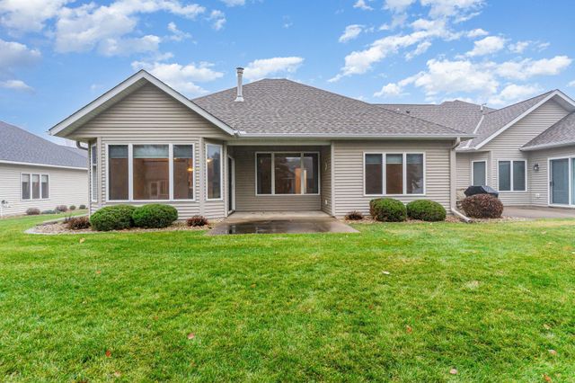 1837 Bohmbach Drive, Red Wing, MN 55066