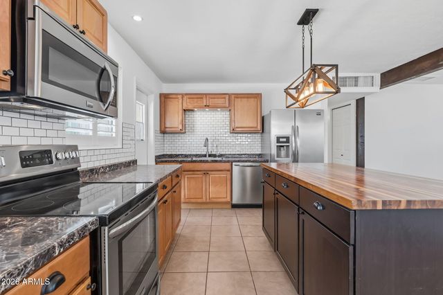 7830 E BELLEVIEW Street, Scottsdale, AZ 85257