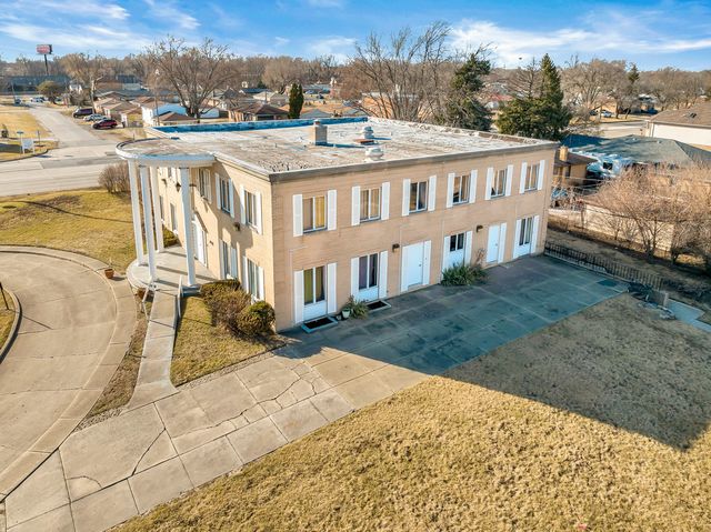 13651 S Crawford Avenue, Crestwood, IL 60418